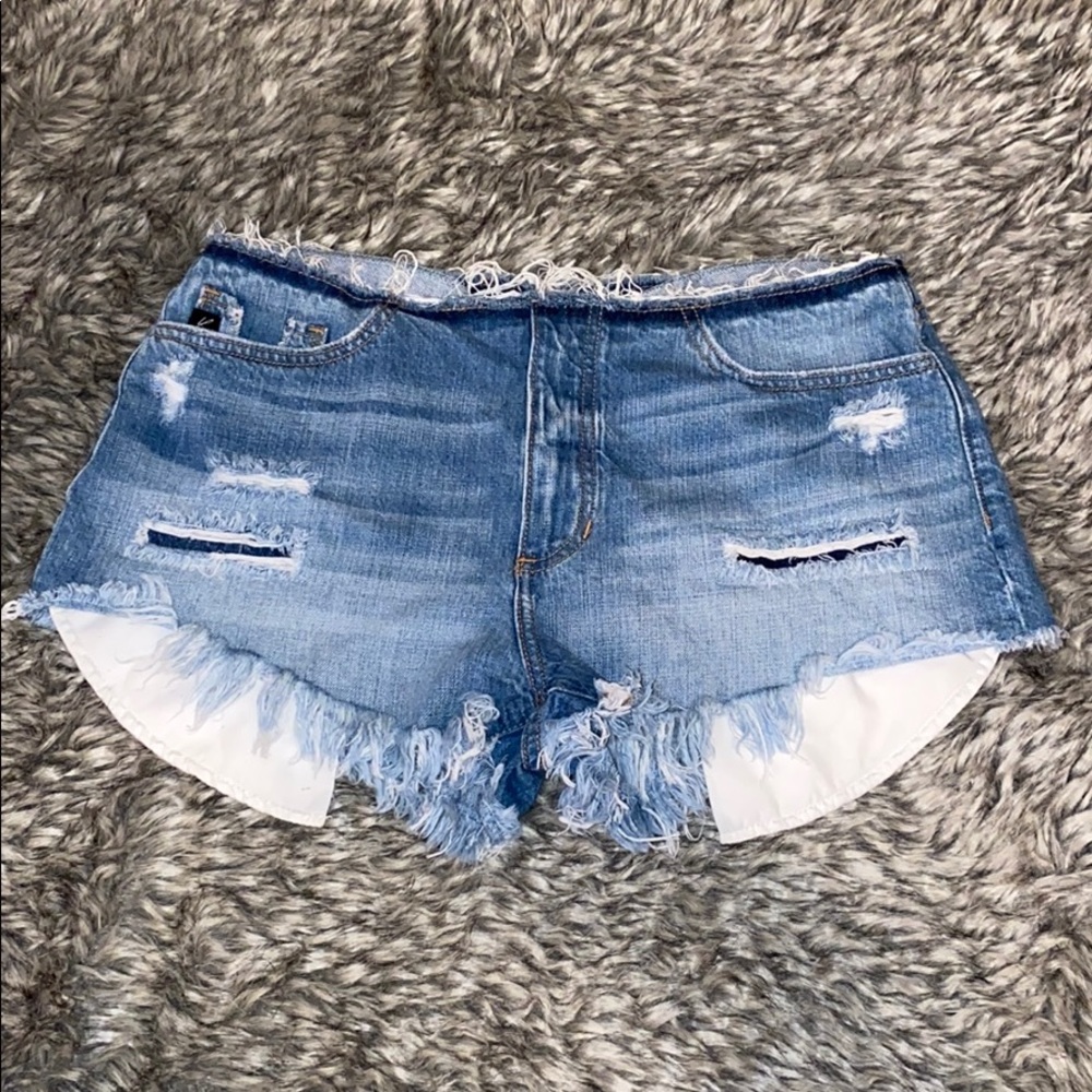 Women’s KanCan distressed shorts